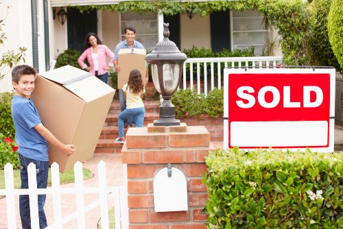 Local moving truck support for apartments, houses, and businesses in Bayswater